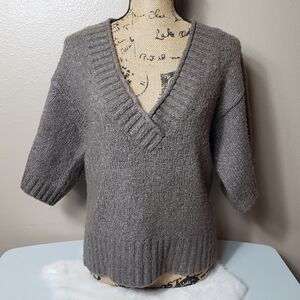 Carolyn Taylor Wool/Mohair Blend V-neck Half Sleeve Sweater-Size S